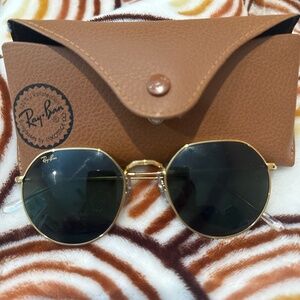 BRAND NEW RAYBANS NEVER WORN